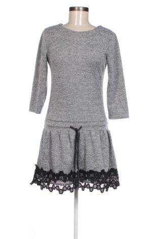 Kleid Sweetissima, Größe M, Farbe Grau, Preis 10,49 €