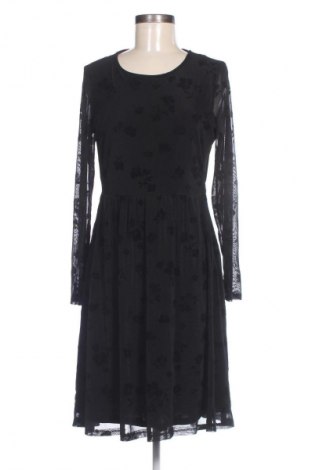 Kleid VILA, Größe M, Farbe Schwarz, Preis 18,99 €