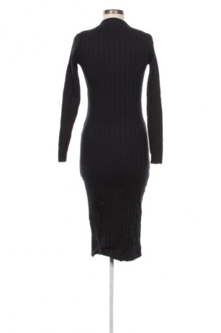 Rochie Zara, Mărime M, Culoare Negru, Preț 111,99 Lei