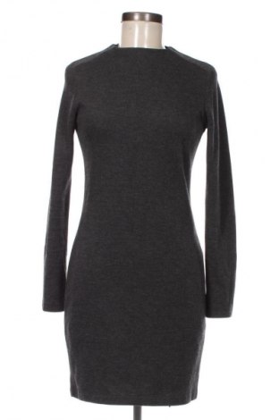 Kleid Zara, Größe M, Farbe Grau, Preis € 7,99