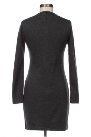 Kleid Zara, Größe M, Farbe Grau, Preis € 13,84