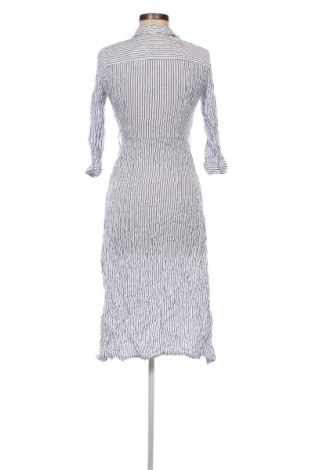 Rochie Zara, Mărime M, Culoare Alb, Preț 44,99 Lei