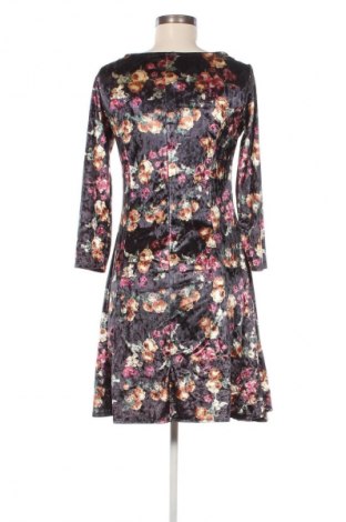 Rochie Zuiki, Mărime M, Culoare Multicolor, Preț 95,99 Lei