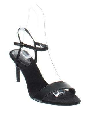 Sandale H&M Divided, Mărime 42, Culoare Negru, Preț 59,99 Lei