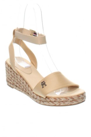Sandale Tommy Hilfiger, Mărime 38, Culoare Bej, Preț 448,99 Lei