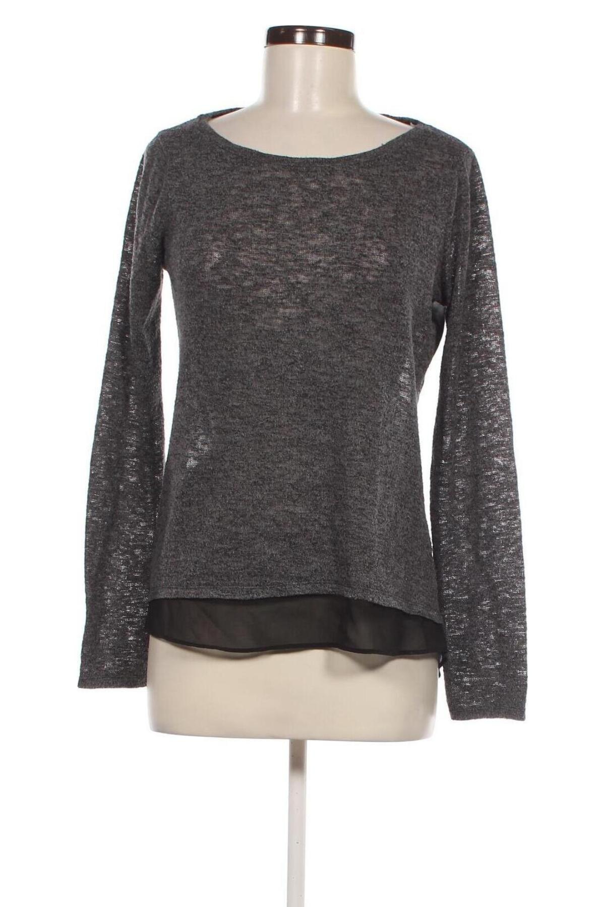 Damen Shirt Bershka, Größe M, Farbe Grau, Preis € 4,49