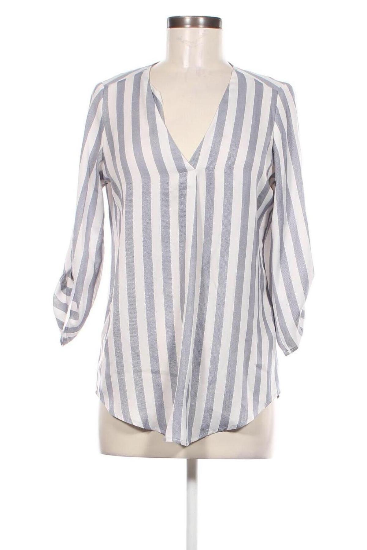 Damen Shirt Stradivarius, Größe M, Farbe Mehrfarbig, Preis € 5,99