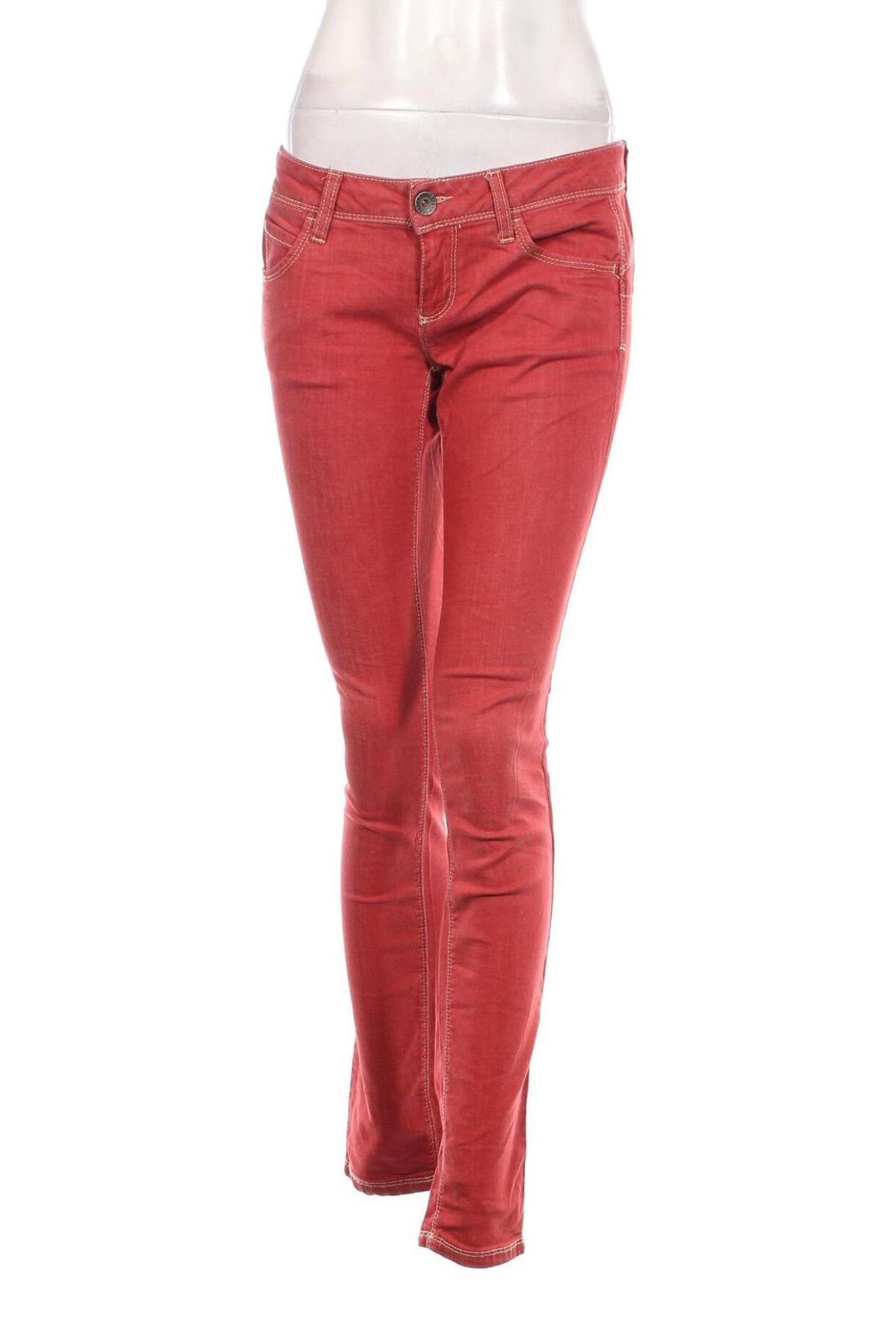 Damskie jeansy United Colors Of Benetton, Rozmiar M, Kolor Czerwony, Cena 63,99 zł