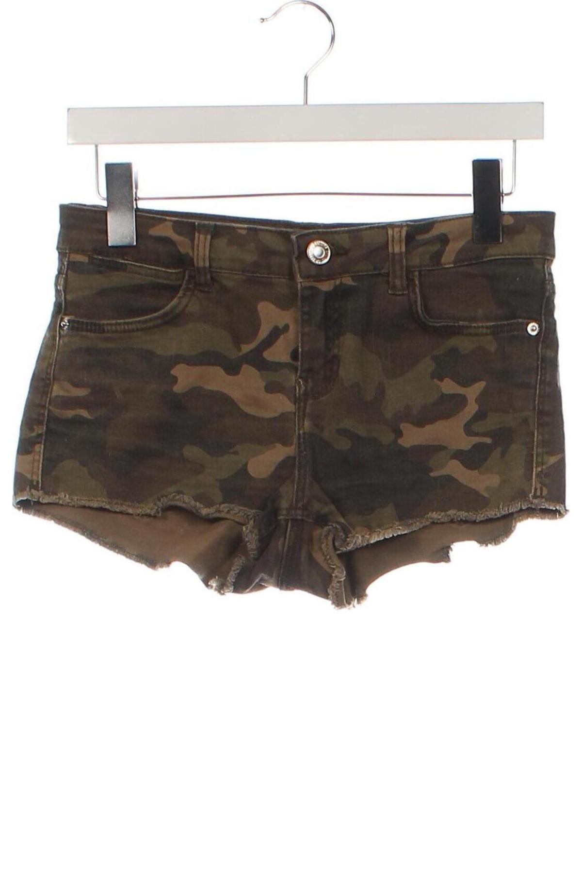 Damen Shorts Bershka, Größe S, Farbe Mehrfarbig, Preis € 7,99