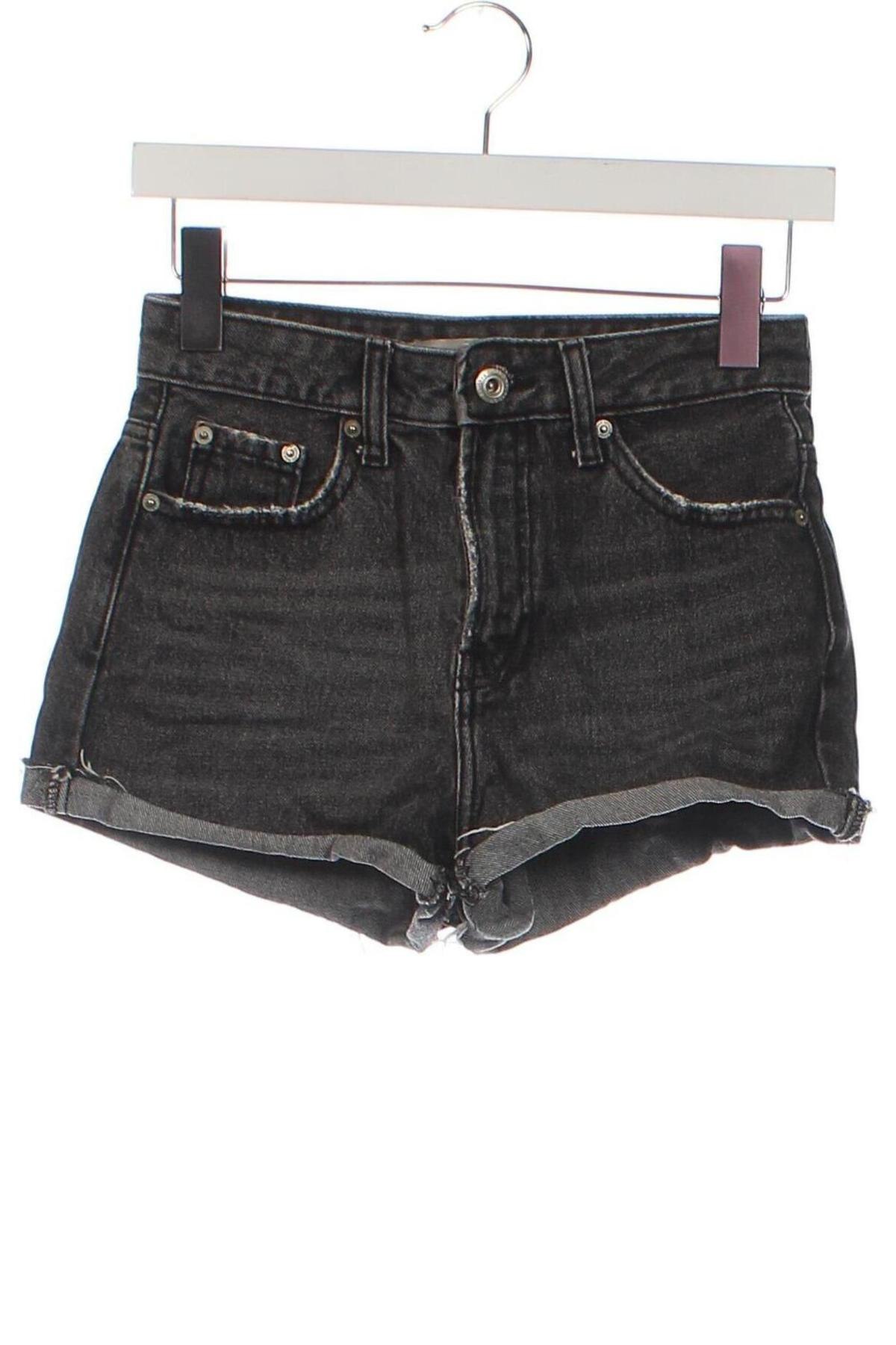 Damen Shorts Bershka, Größe XXS, Farbe Grau, Preis € 9,99