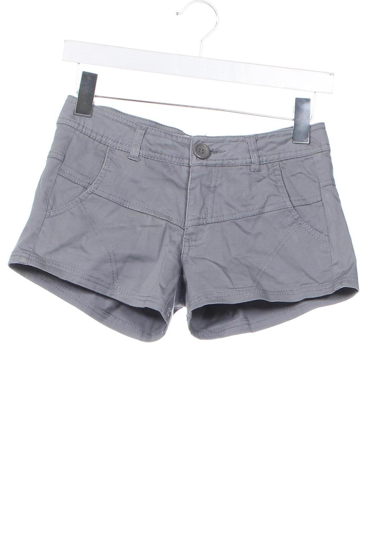 Damen Shorts ONLY, Größe S, Farbe Grau, Preis 9,99 €