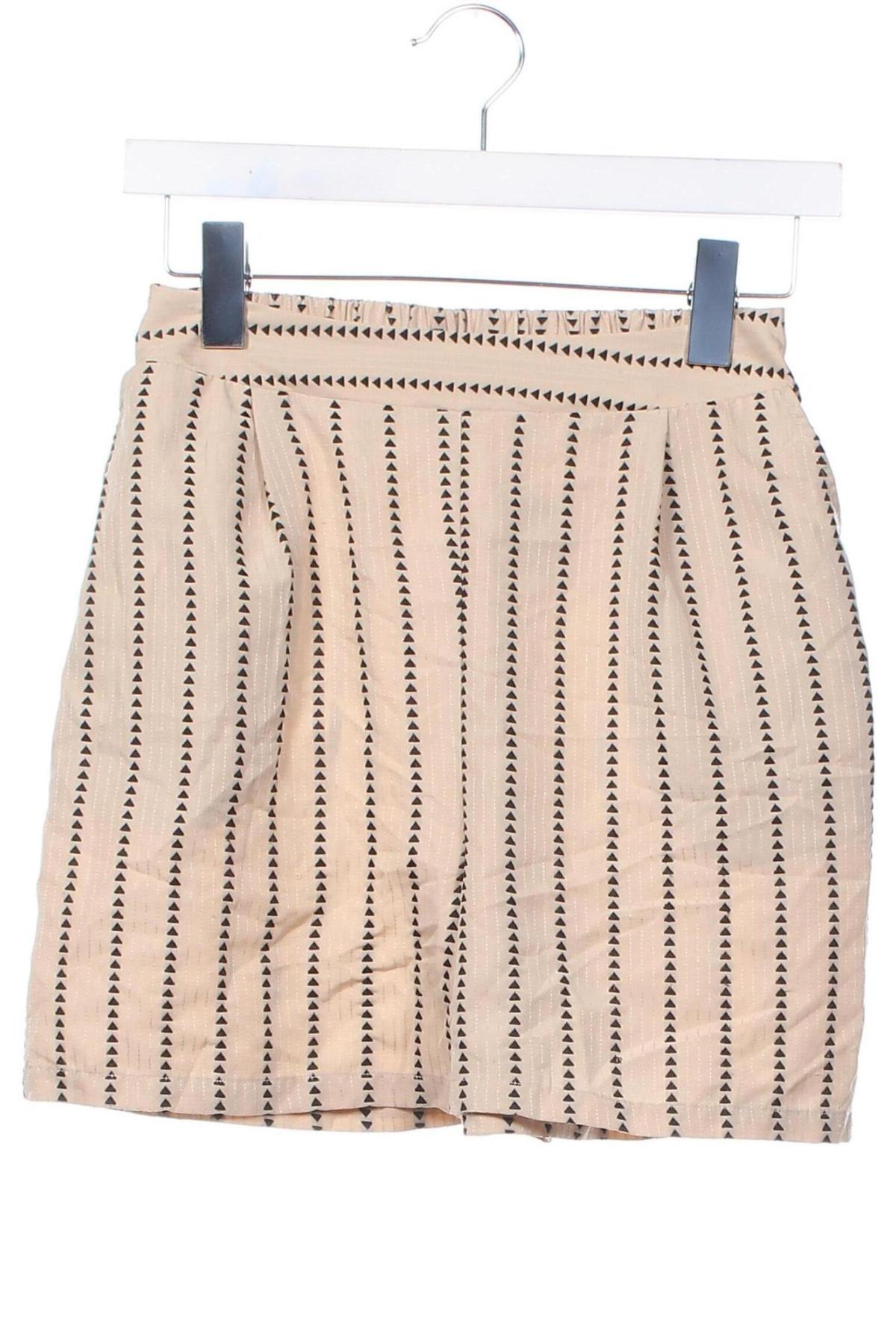 Damen Shorts VILA, Größe XS, Farbe Mehrfarbig, Preis 8,99 €