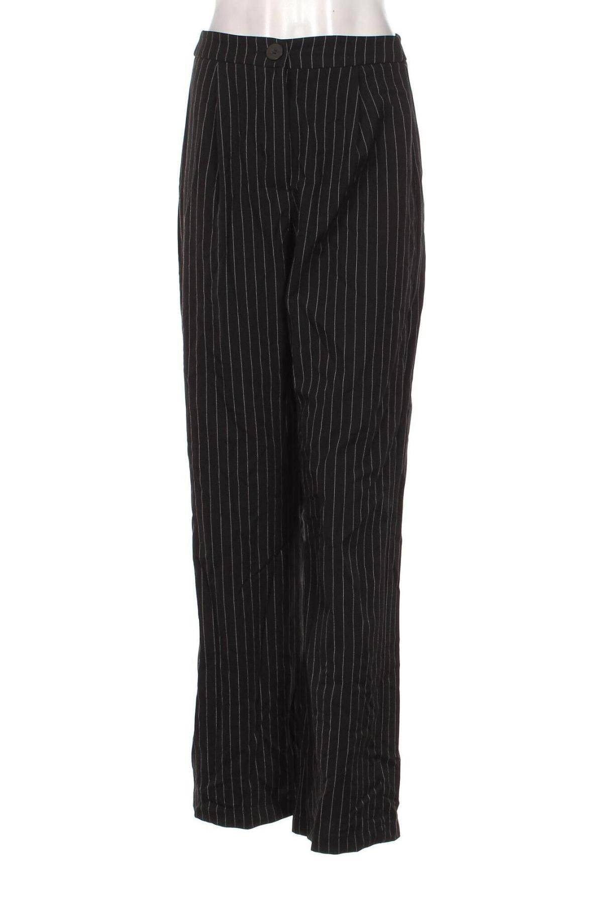 Pantaloni de femei Bershka, Mărime M, Culoare Negru, Preț 28,99 Lei