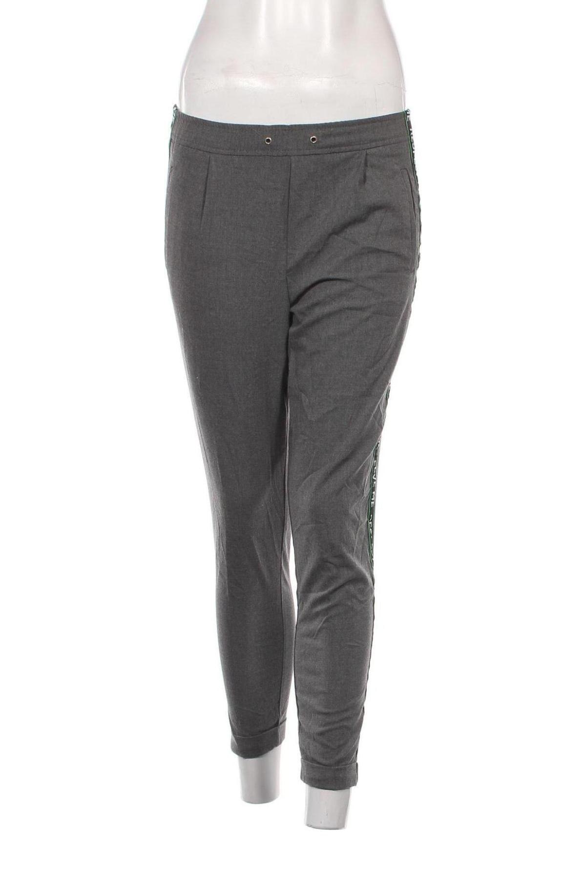 Damenhose Bershka, Größe XS, Farbe Grau, Preis € 7,49