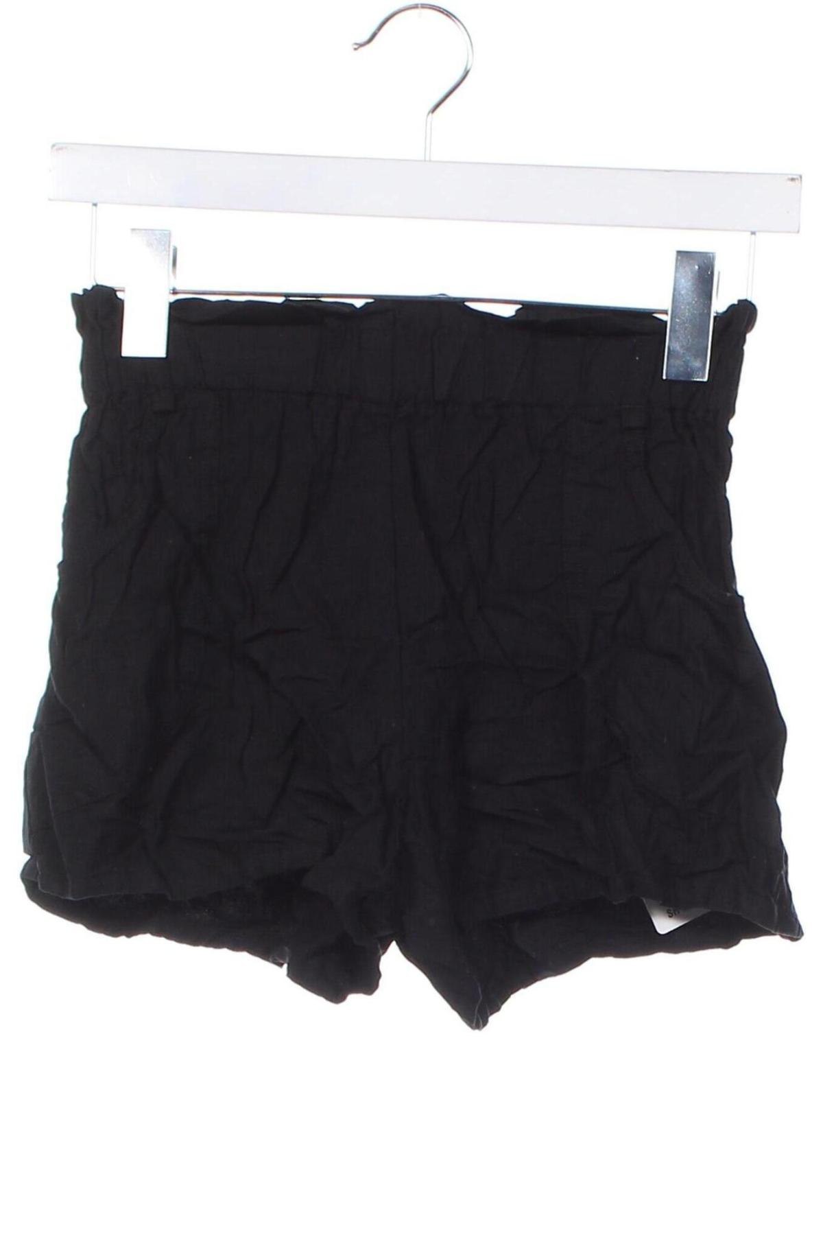 Pantaloni scurți pentru copii C&A, Mărime 9-10y/ 140-146 cm, Culoare Negru, Preț 30,99 Lei