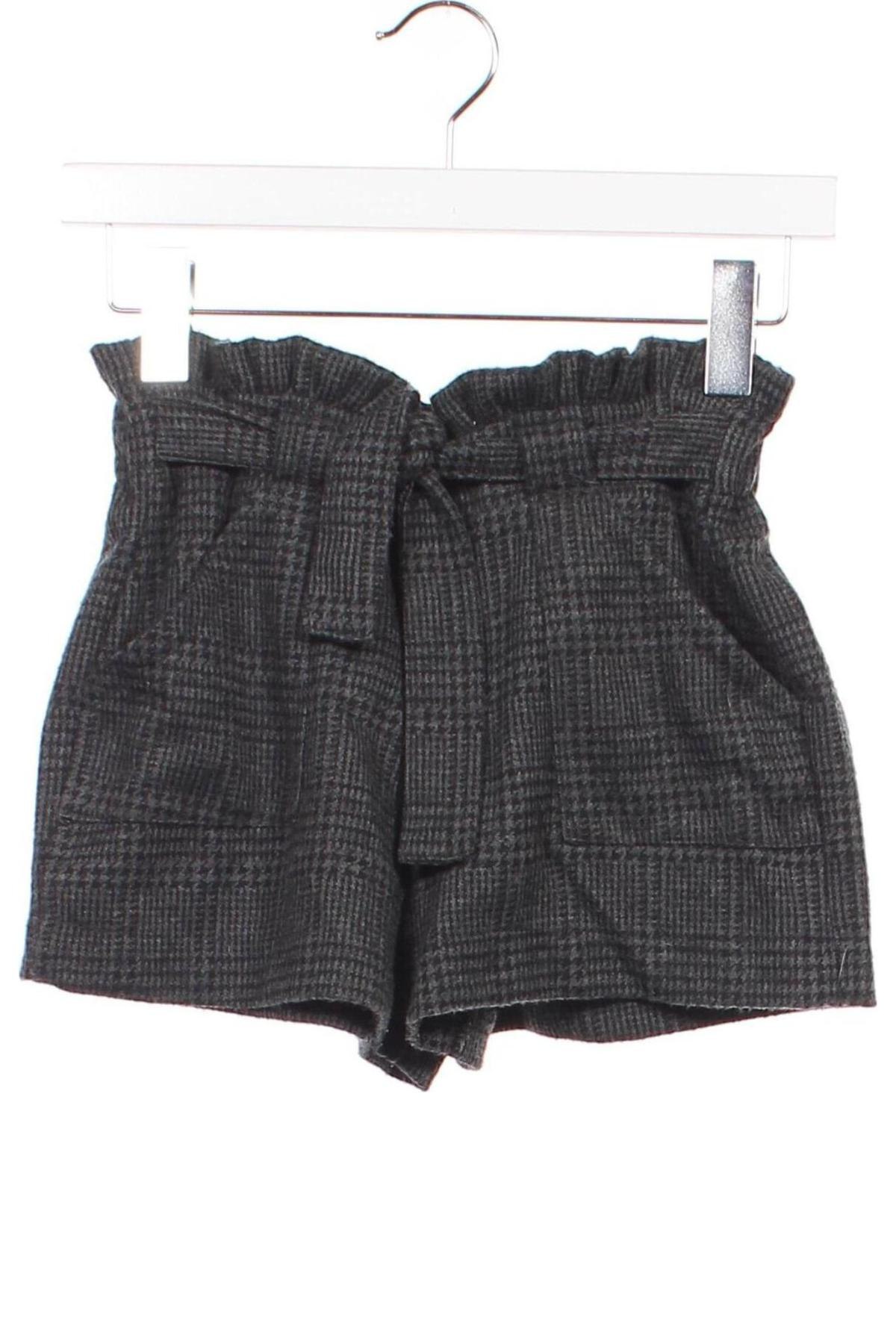 Kinder Shorts Mango, Größe 10-11y/ 146-152 cm, Farbe Grau, Preis 3,49 €