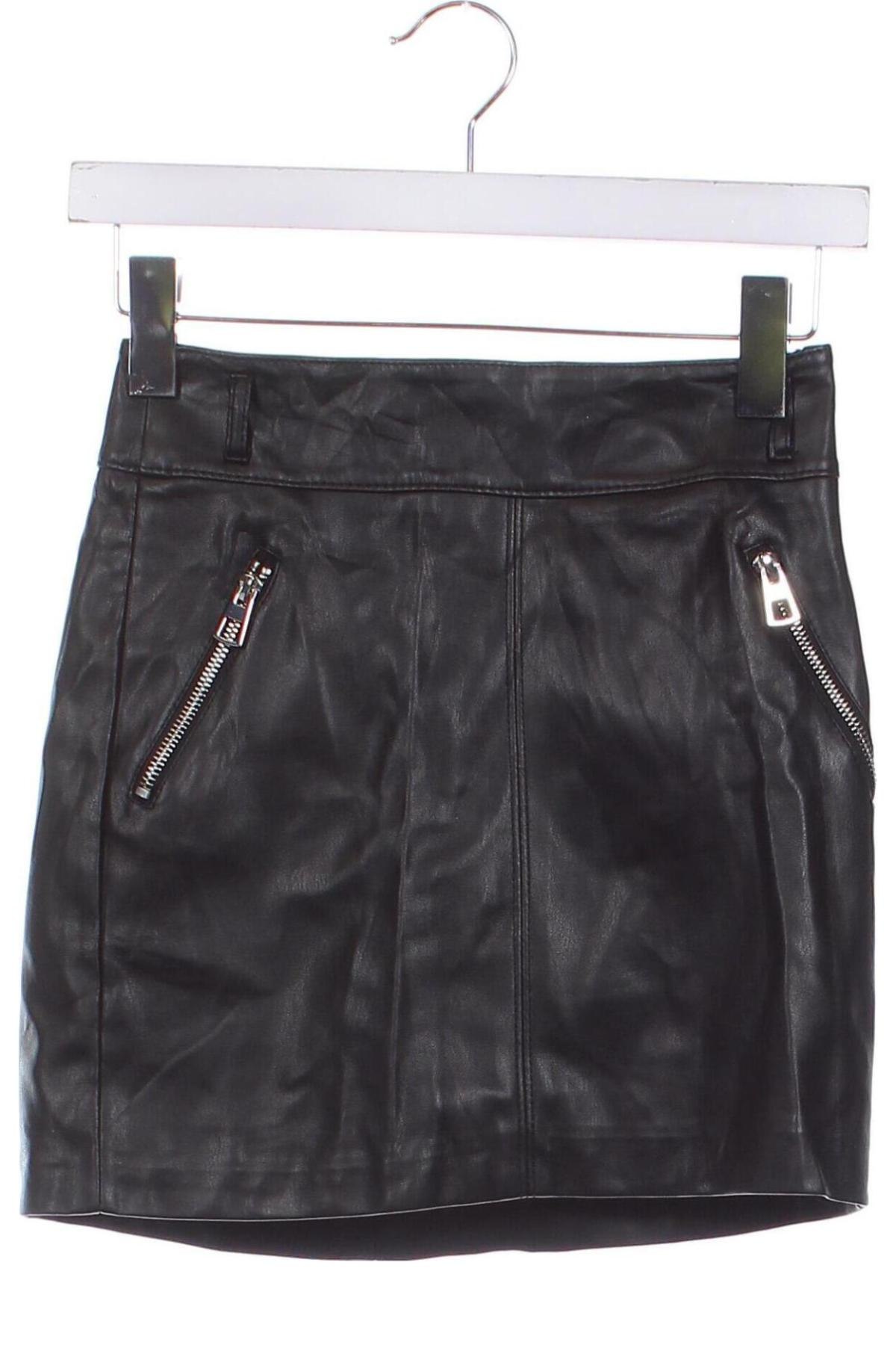 Fustă Bershka, Mărime XS, Culoare Negru, Preț 25,99 Lei