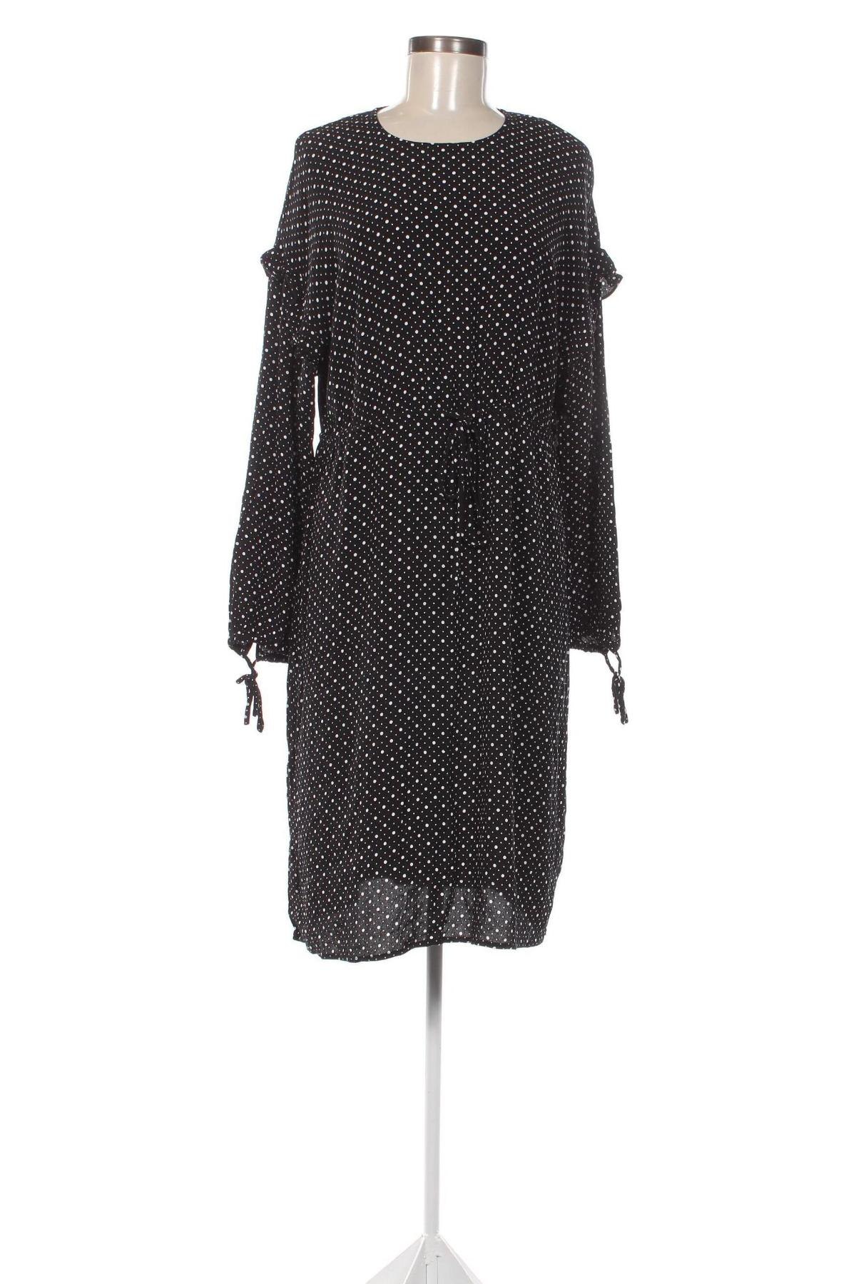 Kleid By Malene Birger, Größe L, Farbe Schwarz, Preis 78,99 €