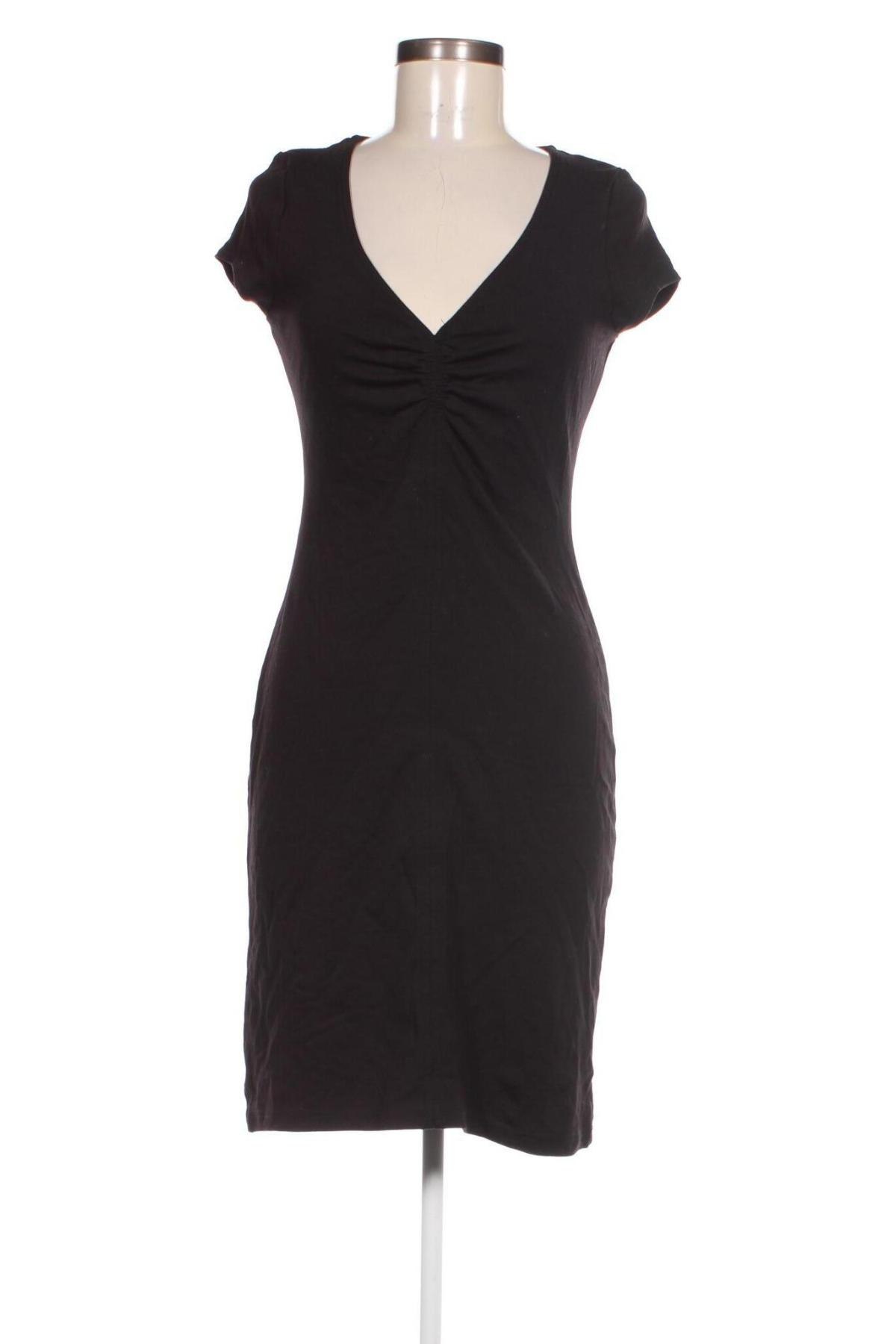 Rochie H&M, Mărime M, Culoare Negru, Preț 33,99 Lei