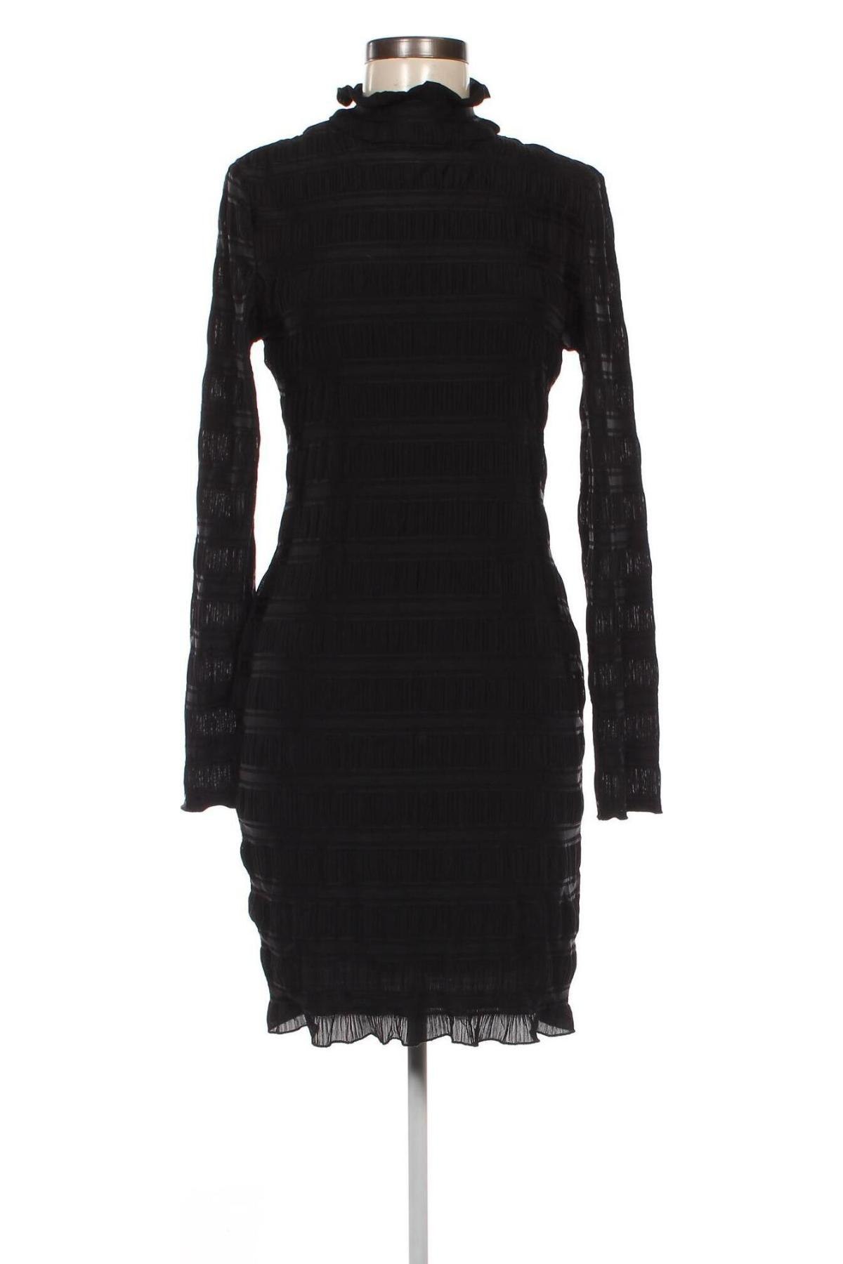 Rochie H&M, Mărime M, Culoare Negru, Preț 33,99 Lei