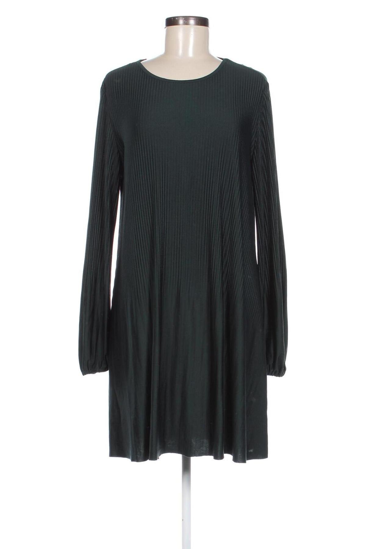 Kleid Stradivarius, Größe L, Farbe Grün, Preis € 9,49