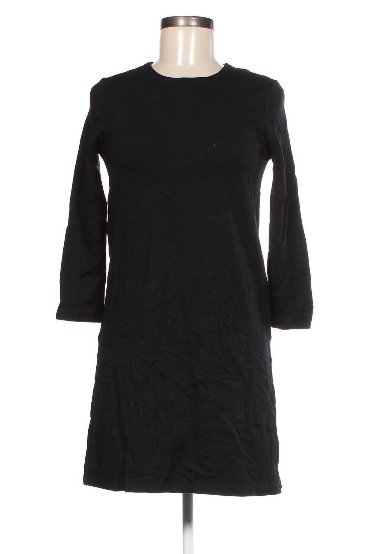 Kleid Stradivarius, Größe S, Farbe Schwarz, Preis 6,49 €