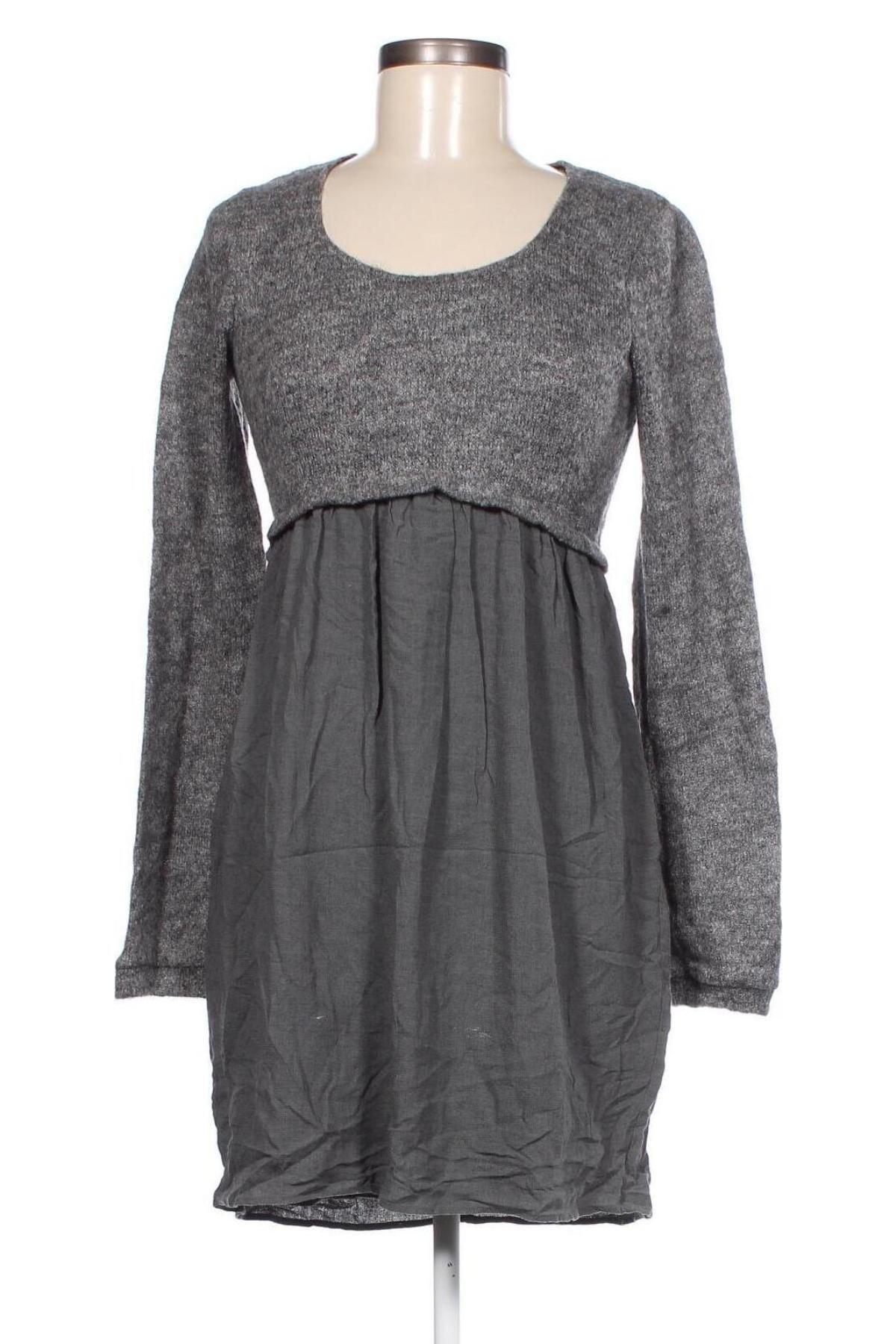 Kleid Xetra, Größe M, Farbe Grau, Preis 8,49 €