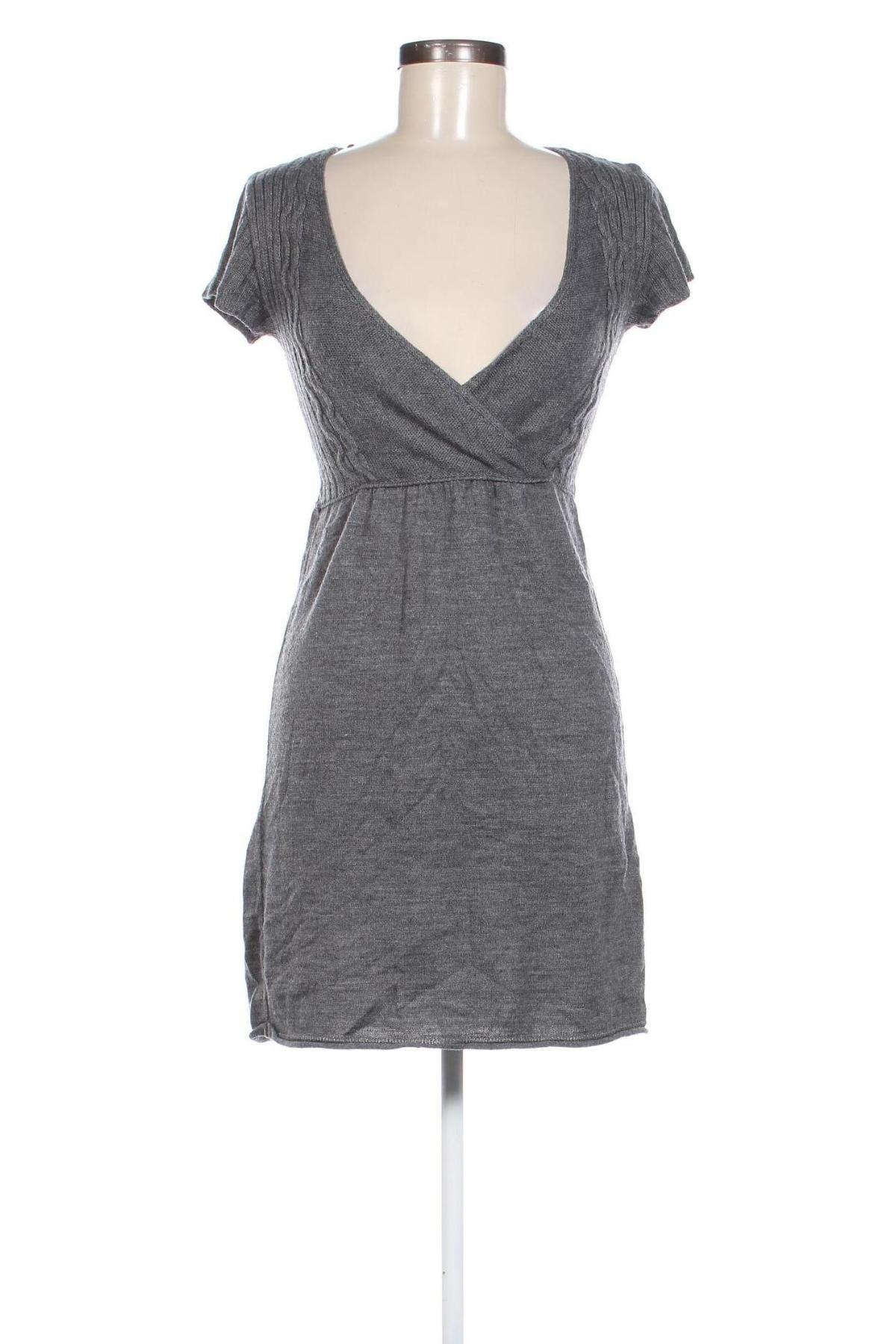 Kleid Zara, Größe M, Farbe Grau, Preis € 5,99