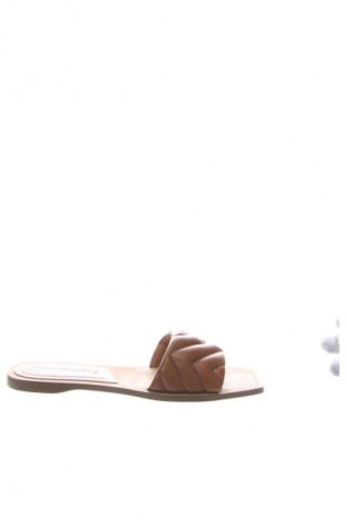 Papuci Stradivarius, Mărime 39, Culoare Maro, Preț 107,99 Lei