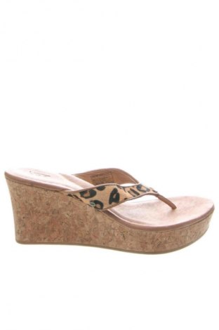 Pantofle UGG Australia, Velikost 40, Barva Vícebarevné, Cena  2 376,00 Kč