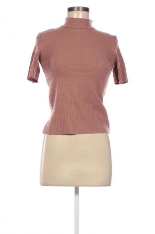 Дамска блуза Bershka, Размер XS, Цвят Пепел от рози, Цена 19,99 лв.