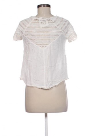 Damen Shirt Bershka, Größe M, Farbe Weiß, Preis 9,72 €