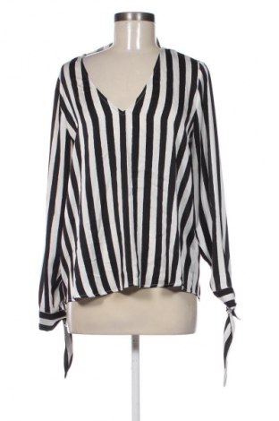 Dámská halenka Gina Tricot, Velikost M, Barva Vícebarevné, Cena  255,00 Kč
