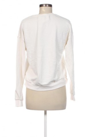 Damen Shirt Stradivarius, Größe S, Farbe Weiß, Preis € 27,99