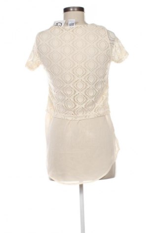 Damen Shirt Vero Moda, Größe XS, Farbe Ecru, Preis 10,00 €