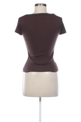 Γυναικείο t-shirt Amisu, Μέγεθος M, Χρώμα Καφέ, Τιμή 9,99 €
