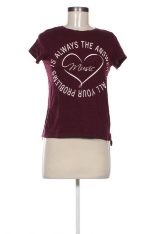 Γυναικείο t-shirt Bershka, Μέγεθος S, Χρώμα Πολύχρωμο, Τιμή 9,00 €