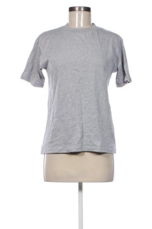Γυναικείο t-shirt Boohoo, Μέγεθος XS, Χρώμα Γκρί, Τιμή 5,99 €