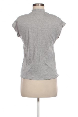 Damen T-Shirt Cropp, Größe XS, Farbe Grau, Preis € 3,99