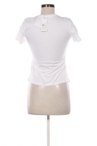 Tricou de femei Guess, Mărime M, Culoare Alb, Preț 155,99 Lei