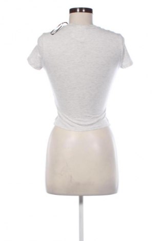 Γυναικείο t-shirt H&M Divided, Μέγεθος S, Χρώμα Γκρί, Τιμή 8,70 €
