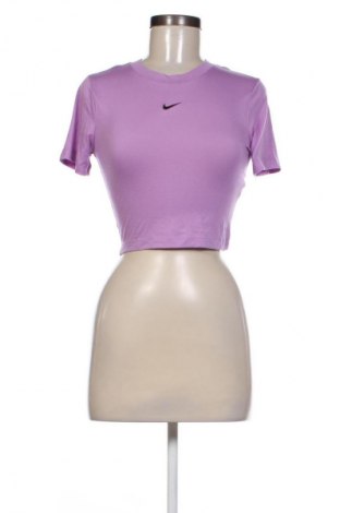 Damen T-Shirt Nike, Größe XS, Farbe Lila, Preis 23,44 €