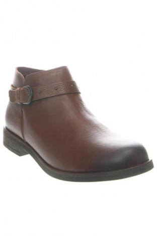 Γυναικεία μποτάκια Clarks, Μέγεθος 42, Χρώμα Καφέ, Τιμή 135,55 €