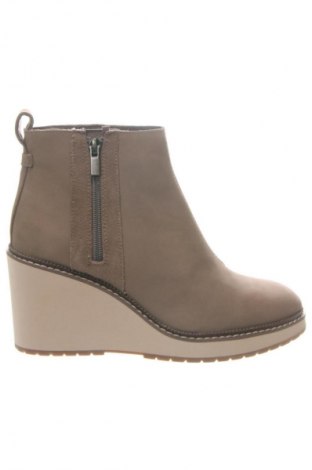 Botine de damă Toms, Mărime 38, Culoare Bej, Preț 476,99 Lei