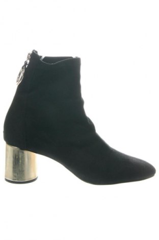 Damen Stiefeletten Zara, Größe 39, Farbe Schwarz, Preis 33,99 €