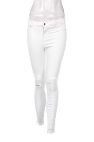 Damen Jeans Amisu, Größe M, Farbe Weiß, Preis 10,99 €