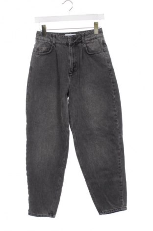 Blugi de femei Aware by Vero Moda, Mărime XS, Culoare Gri, Preț 59,99 Lei