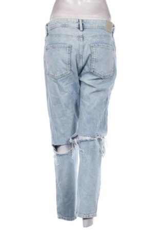 Дамски дънки Bershka, Размер M, Цвят Син, Цена 19,99 лв.