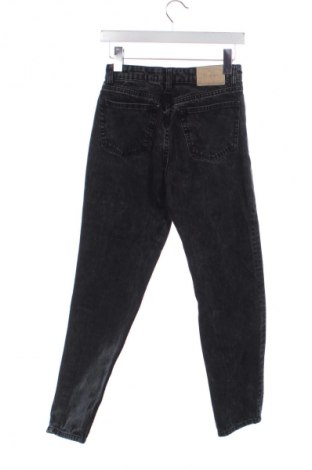Női farmernadrág Bershka, Méret XS, Szín Fekete, Ár 4 029 Ft