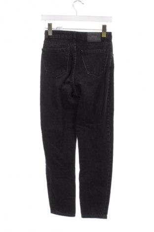 Dámske džínsy  Bershka, Veľkosť XS, Farba Čierna, Cena  9,95 €